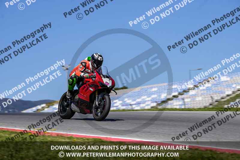 motorbikes;no limits;peter wileman photography;portimao;portugal;trackday digital images